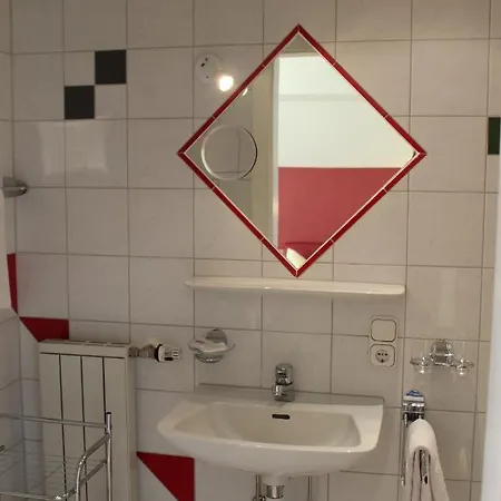 Gasthof Loewen Roens Inn *