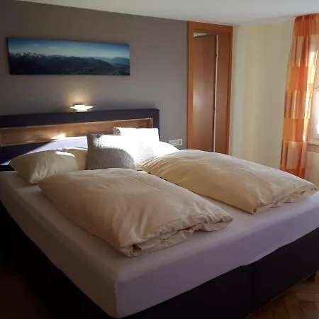 Inn Gasthof Loewen Roens