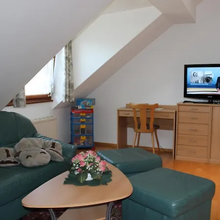 Gasthof Loewen Roens *